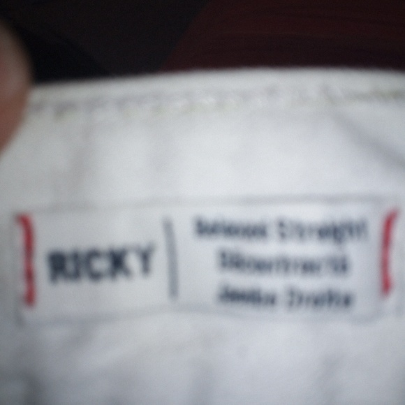 True Religion - Picture 3 of 4